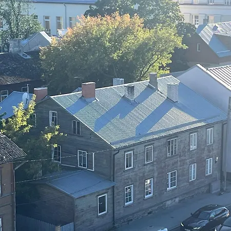 Apartman Freshly Renovated Bathroom! Luna Budget Cozy Juhkentali 42 Near Centre Airport Next To The Bus Station Tallinn