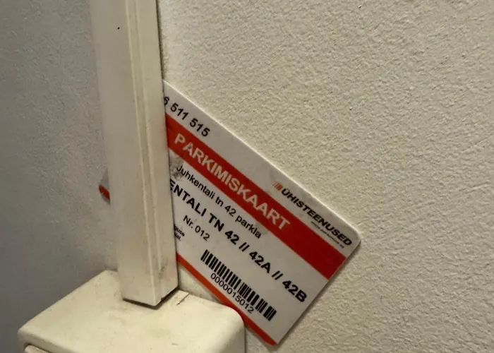 Freshly Renovated Bathroom! Luna Budget Cozy Juhkentali 42 Near Centre Airport Next To The Bus Station *