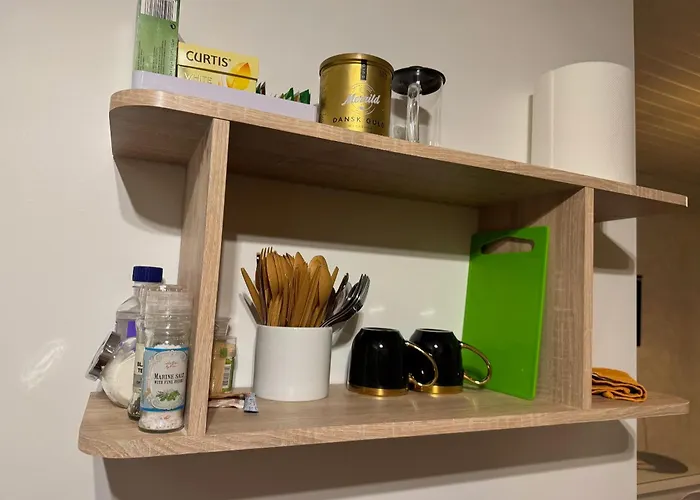 Freshly Renovated Bathroom! Luna Budget Cozy Juhkentali 42 Near Centre Airport Next To The Bus Station Apartment *