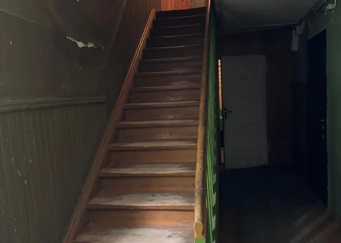 Freshly Renovated Bathroom! Luna Budget Cozy Juhkentali 42 Near Centre Airport Next To The Bus Station